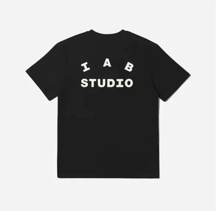 T-shirt noir classique avec logo