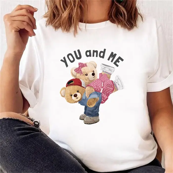 T-shirt à manches courtes pour femmes