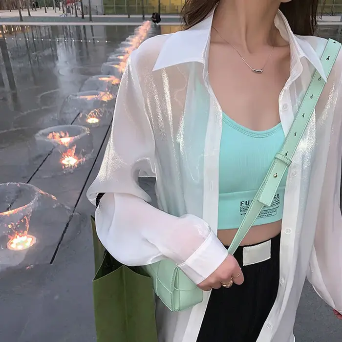 Chemise de protection solaire pour femmes, veste d'été fine et respirante, mi-longue, ample, couvrant les fesses, style décontracté, à manches longues