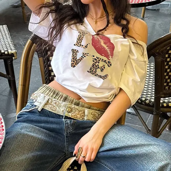T-shirt manches courtes col en V pour femme