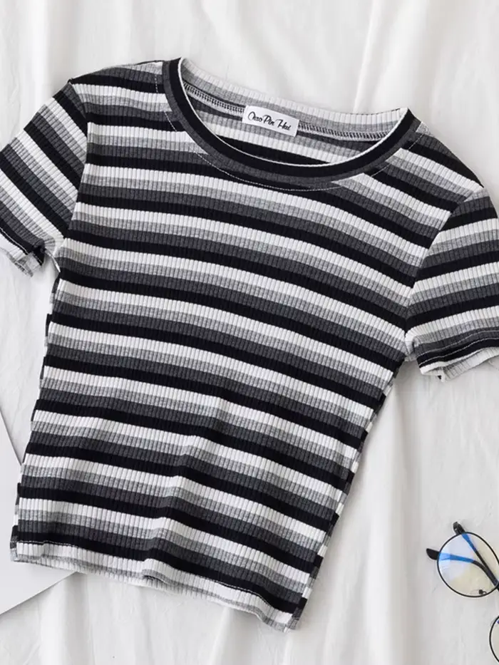 T-shirt à rayures arc-en-ciel pour femmes, haut à manches courtes, vêtement estival et slim, marque 