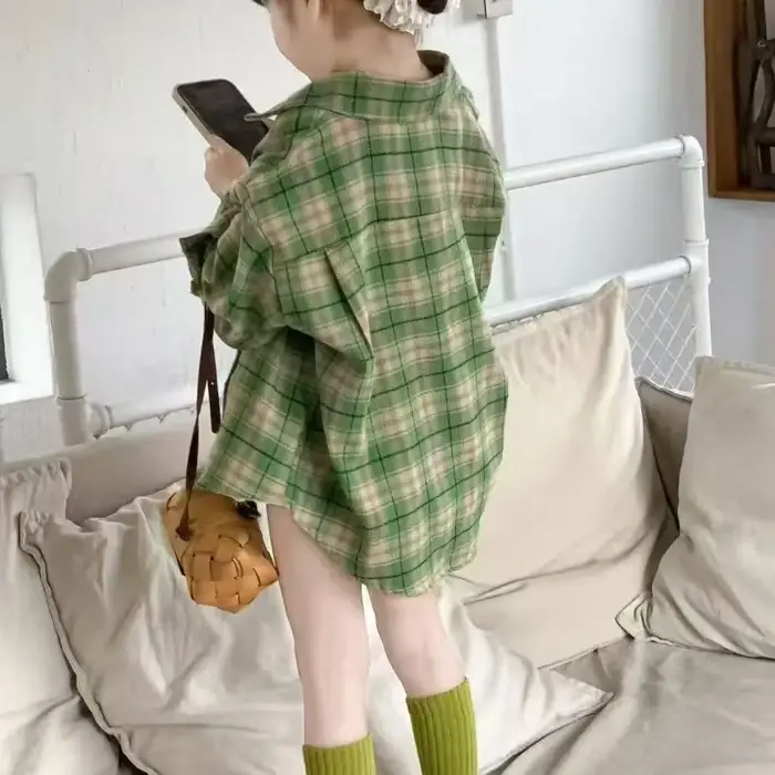Chemise à carreaux vert Cardigan haut manches longues Grils enfants printemps automne à la mode décontracté doux confortable