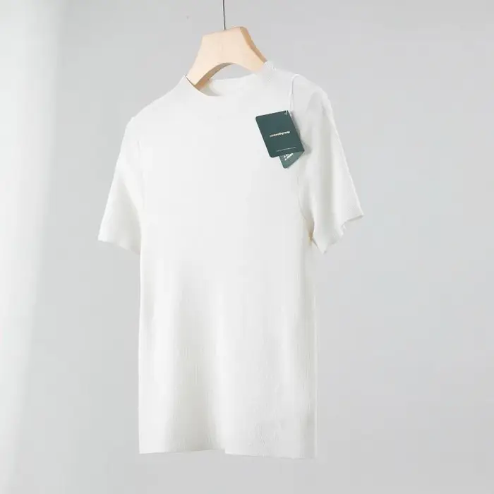 T-shirt en laine mérinos superfine 100% filé fin Yangtze allemand 120's, col semi-montant, tricoté à