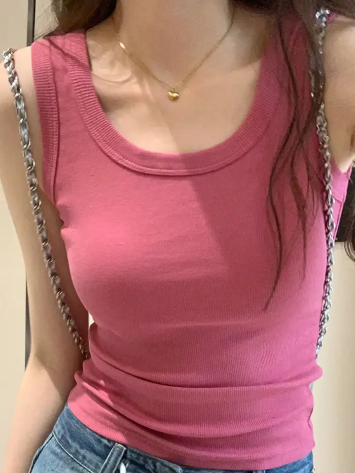 Débardeur doux 2026 pour femme – Tenue d'été moulante et sexy – Haut tricoté sans manches pour l'extérieur