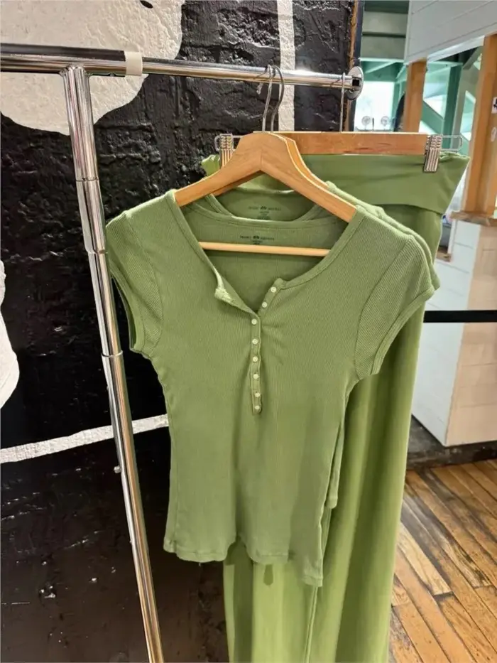 T-shirts slim Matcha Buttons pour femmes, été, décontracté, streetwear, côtelé, col rond, manches courtes, doux, simple, polyvalent, Y2K